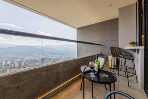 24th Floor Skyline Views in Poblado with AC and Fast WiFi
