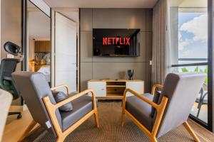 24th Floor Skyline Views in Poblado with AC and Fast WiFi