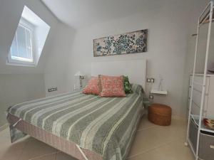 exotic flat