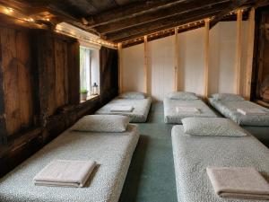 Eclipse Stay Simple Mattress Accommodation in Historic 1860 House