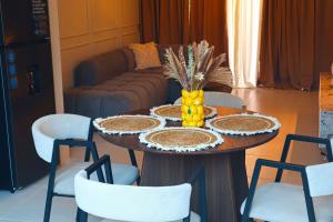 Your Private Patio Oasis Spa Pool Lounge 2BR