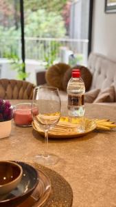 Moderno full equipado,Lavadora,parking,pet friendly,piscina