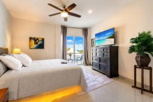 Sunset Condo 104 Puerta al Mar Isla Mujeres Mexico