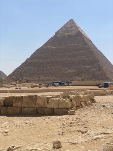 CR7 Pyramids View inn