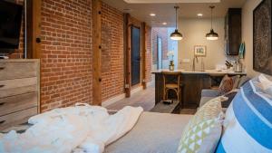 Paso Park Suites by AvantStay