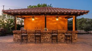 Mira Vista Vineyard Estate by AvantStay