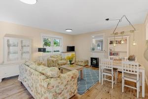 Large and comfortable holiday home with a terrace
