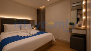 2BR Pollux Habibie B2801 City and Sea View