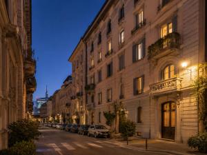 Group Apartments near Duomo - Corso Magenta