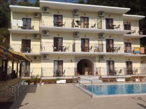 Petrino Apartments Epirus Greece