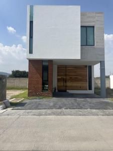 Casa en coto priv 8 personas con estacionamiento