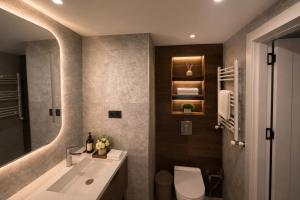 rustaveli apt B002