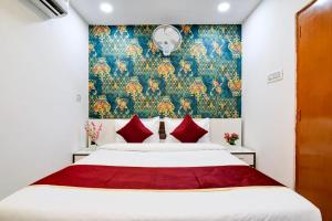 Hotel Dream Star Near Acropolis Mall