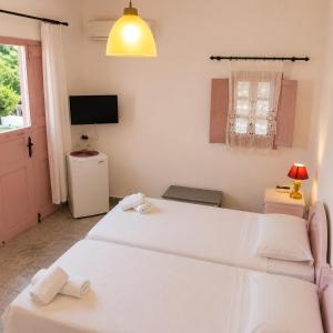 Porto Sikinos Hotel