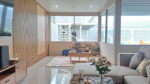 REVANA Poolvilla
