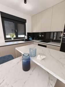 GT4 Apartment Azur