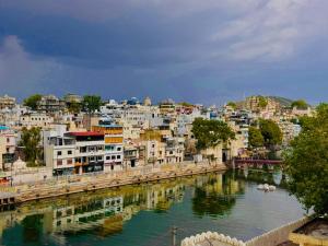 Turtle Hostel Udaipur- 10 mtr from Lake