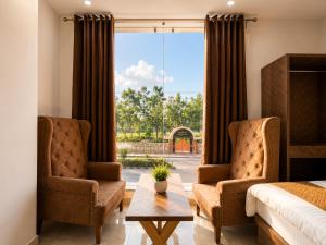 Hotel Paramhans