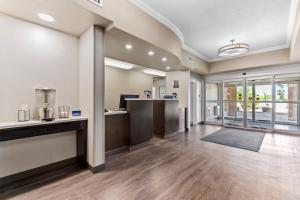 Comfort Inn & Suites Red Deer North