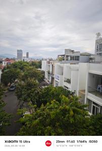 Monarchy Da Nang Apartment Han Riverfront, Euro Villa View, Next to Starbucks 402