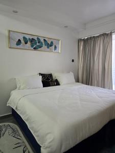 Billionaire 1 Bedroom Apartment
