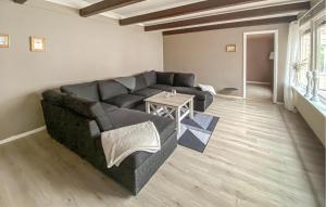 3 Bedroom Cozy Home In Mönsterås
