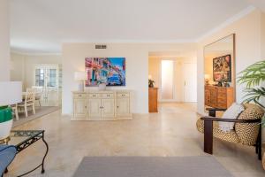 El Manantial Elviria - Spacious Sea View Apartment with Large Terrace