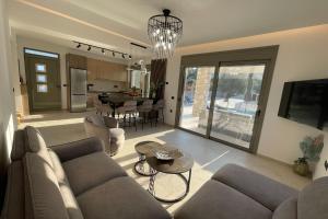 Nastazias Pearl Villa