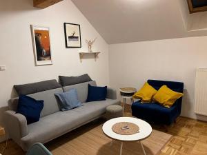 Pine & Peaks Apartment
