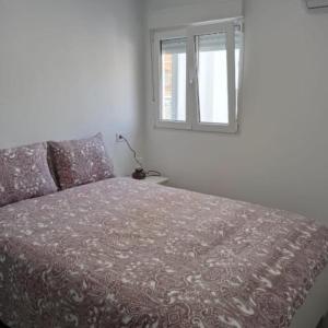 2 rooms, Ureña 8G1