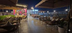 THE CROWN HOTEL & restaurants