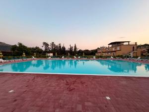Pizzo Beach Club two bed apartment 86F