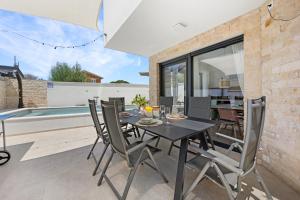 Villa Casa Barbariga in Barbariga, Istria by Istrabook