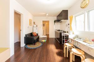 FUNEMACHI E&F Three-story house