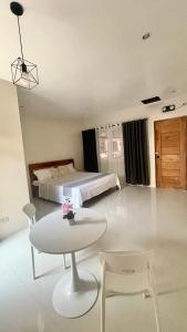 NiceTan Home in Puerto Princesa