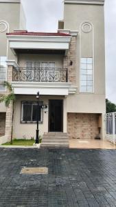 Vista Cozy Nest 3BHK With Private Pool