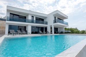 Villa Bogi by Aneo Travel