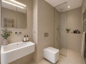 2 Bed Stylish Covent Garden Flat Central London
