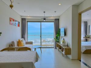 Breeze House at The Sóng Vũng Tàu - Free Infinity Pool