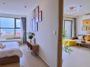 Azure House at The Sóng Vũng Tàu - Free Infinity Pool