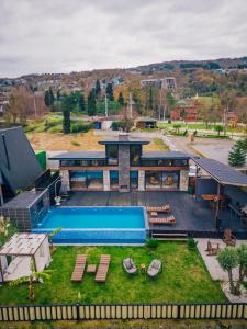Sapanca Stone Home