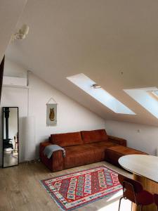 Designer Attic with Fireplace, Vilnius Center