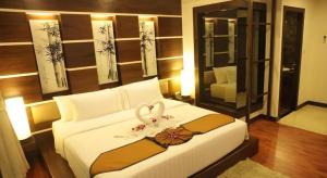 Bamboo House Phuket Hotel