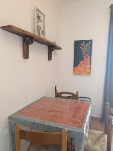 La Corinna Apartments