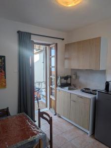 La Corinna Apartments