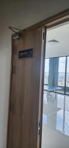 Luxhomes AT Sky Garden view Landmark81 &SaiGon River
