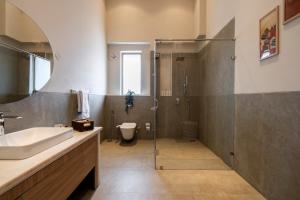 Staymaster Valley 7 - Experiential 4BR Private Villa with Pool in Siolim