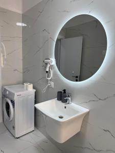 Aura Apartments