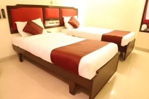 Hotel Ashish Plaza