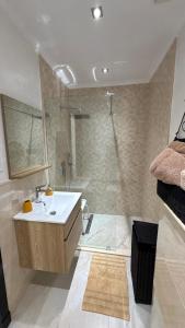 Elegant apartment in Asilah with Pool and 5 min to sea